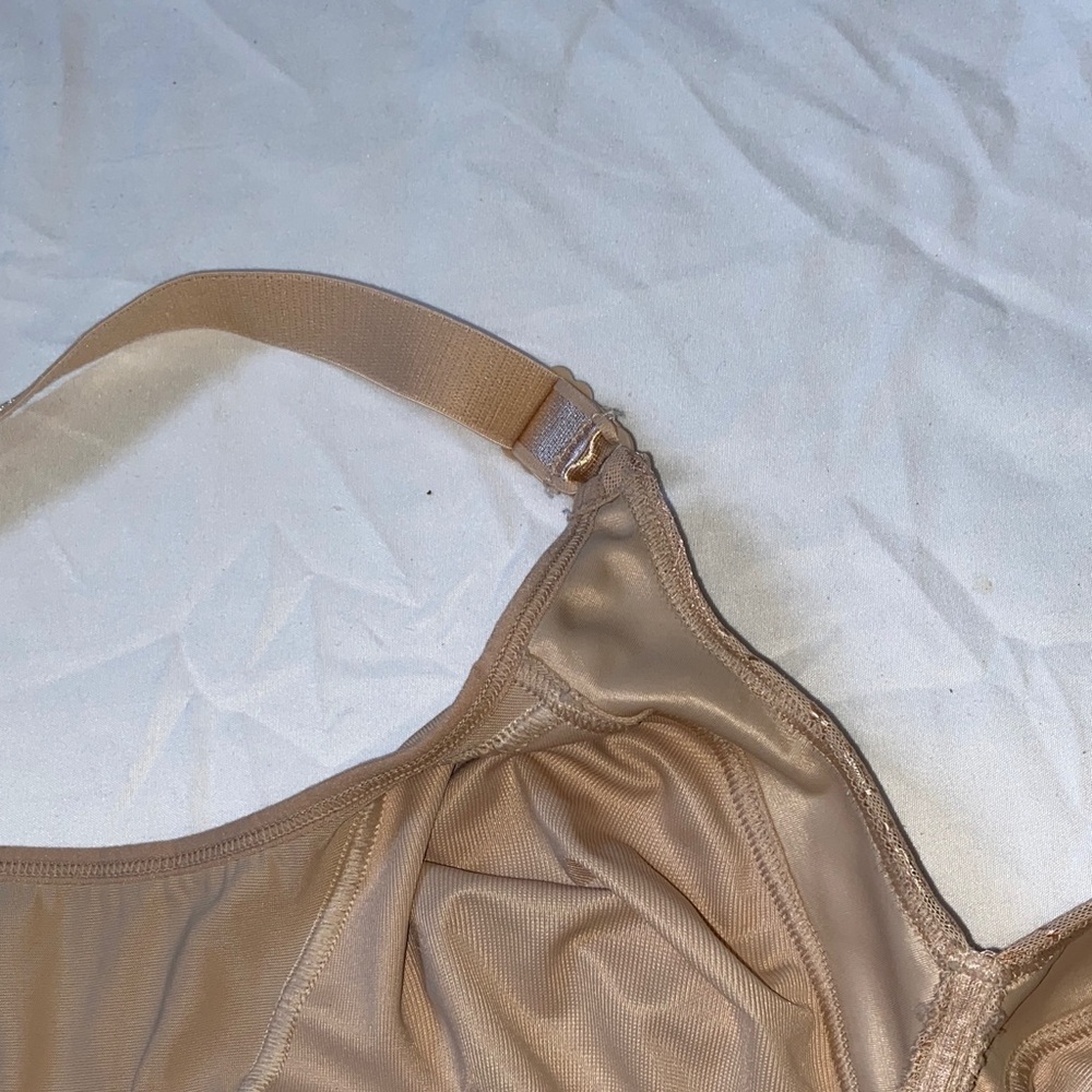 Bali Light Brown Lace Accent Bra - Picture 11 of 15